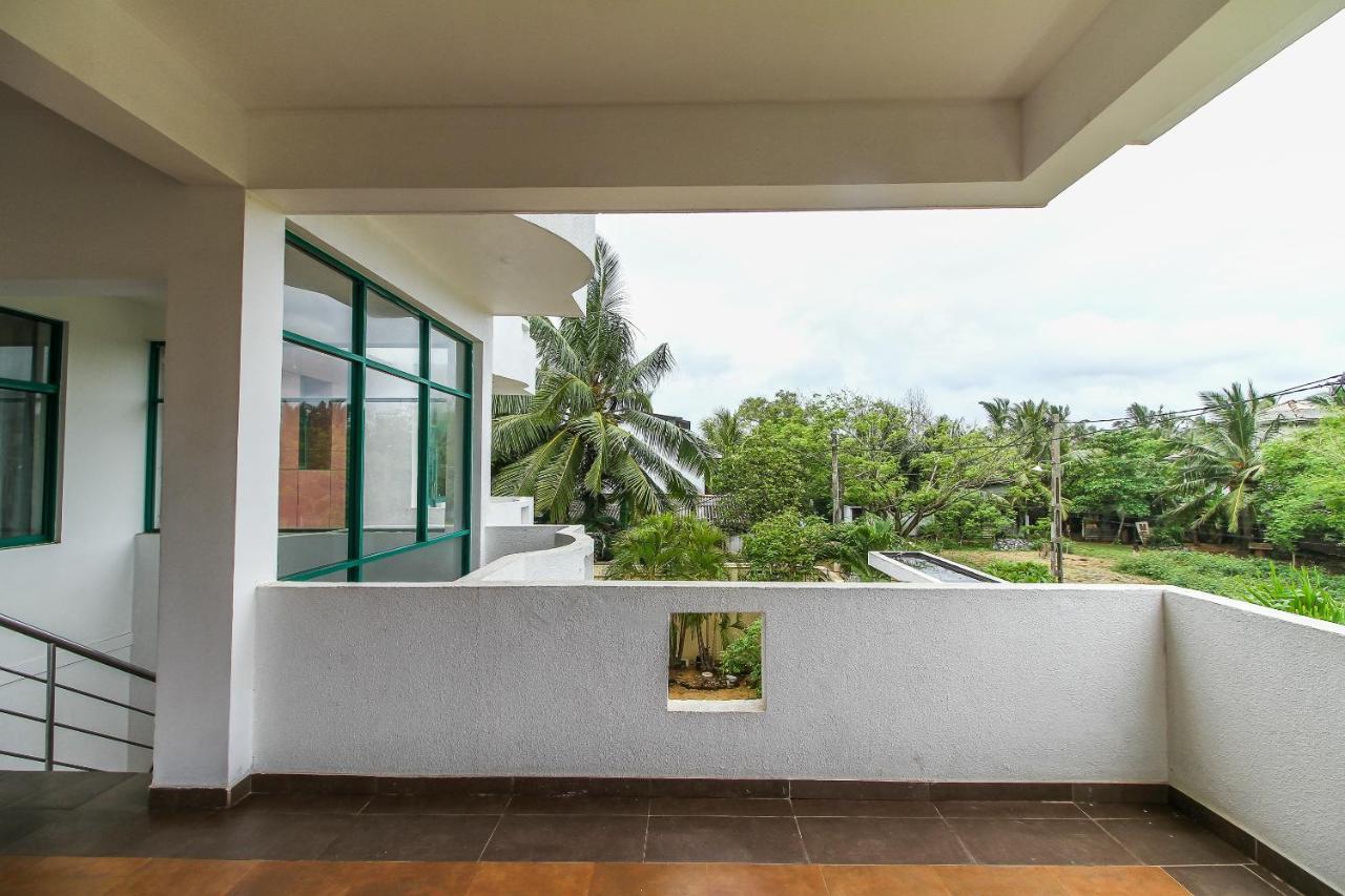 Oyo 290 Night Station Hotel Panadura Exterior foto