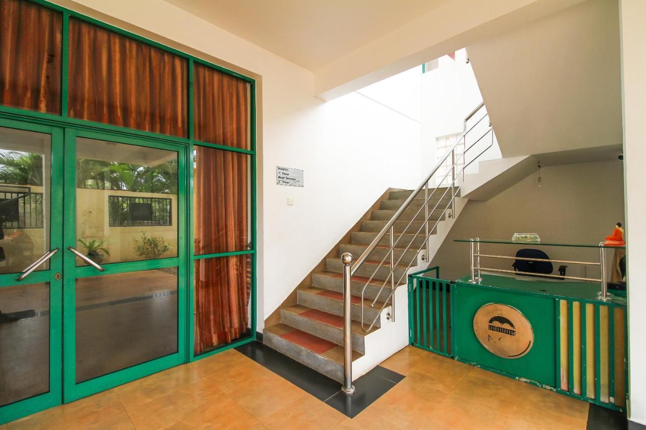 Oyo 290 Night Station Hotel Panadura Exterior foto